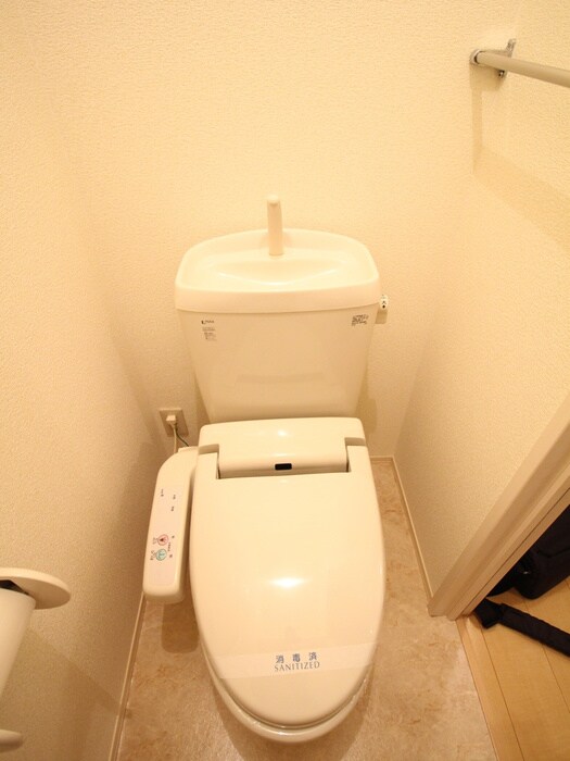 物件内観写真14　(トイレ)