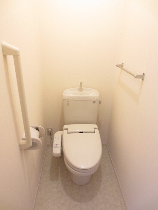 物件内観写真15　(トイレ)