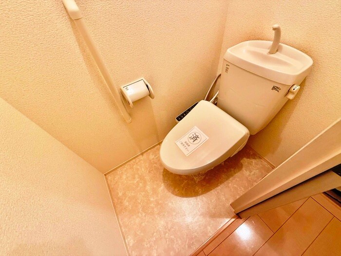 物件内観写真15　(トイレ)