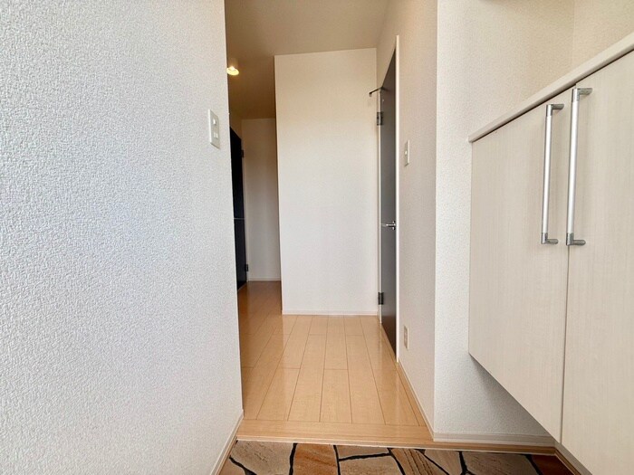 物件内観写真19　(廊下)