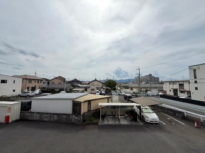 物件内観写真22　(室内からの展望)