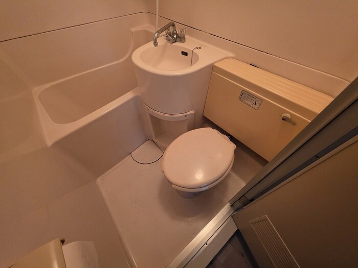 物件内観写真10　(トイレ)