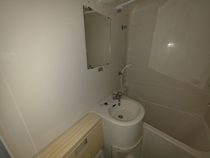 物件内観写真11　(洗面)