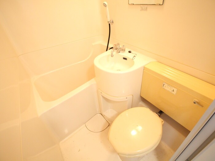 物件内観写真12　(トイレ)