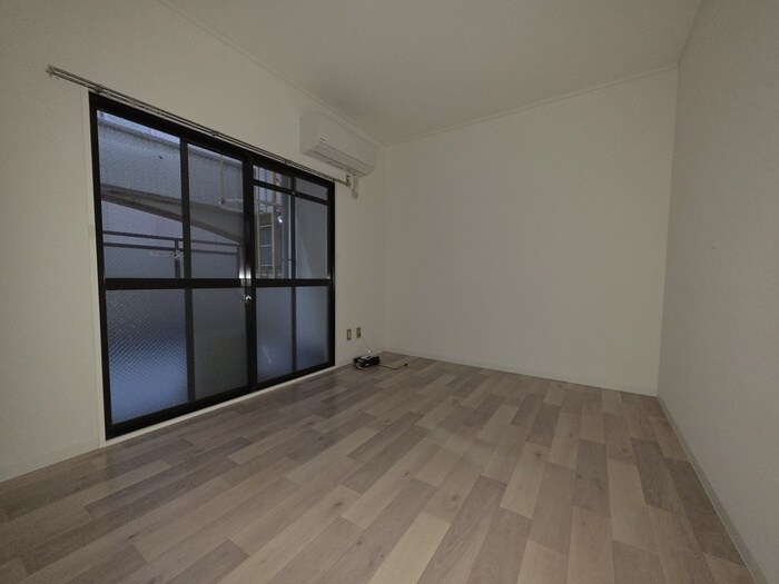 物件内観写真16　(居室)