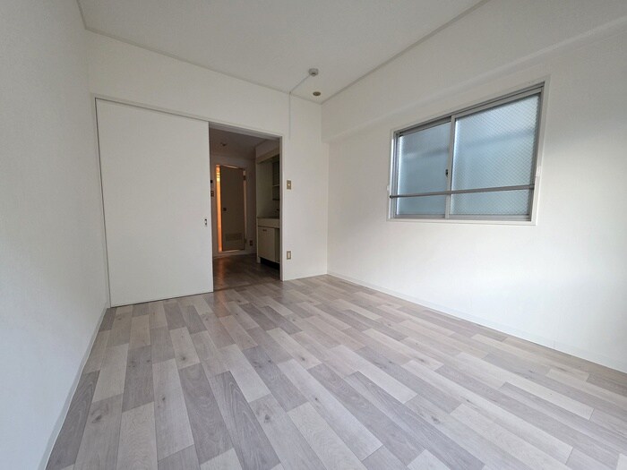 物件内観写真18　(居室)