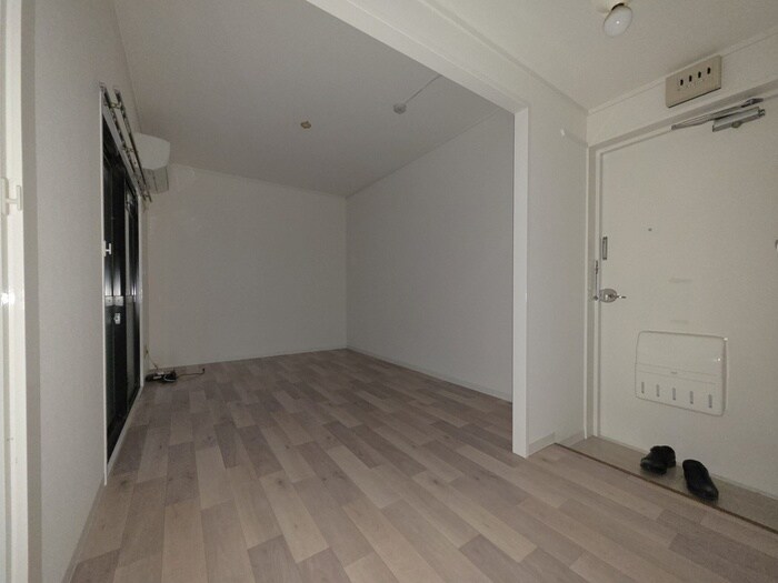 物件内観写真18　(居室)