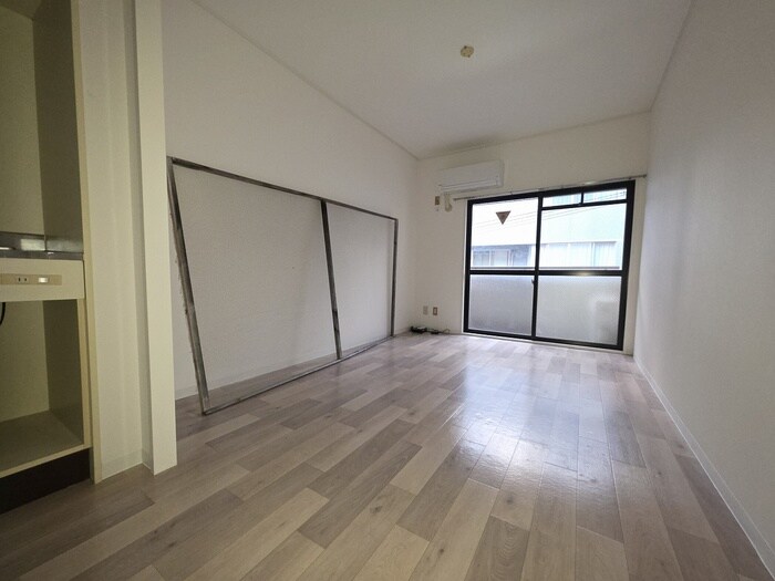 物件内観写真18　(居室)