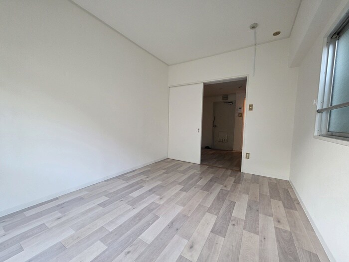 物件内観写真19　(居室)