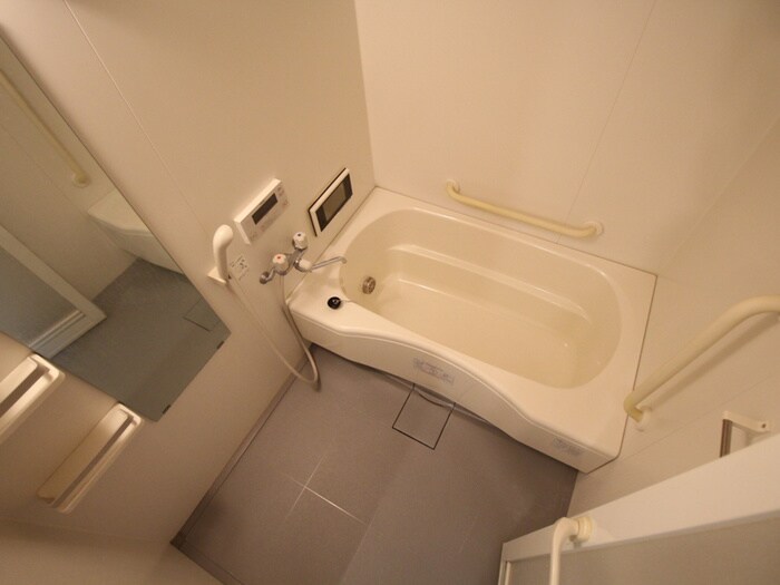 物件内観写真10　(バス／シャワールーム等)