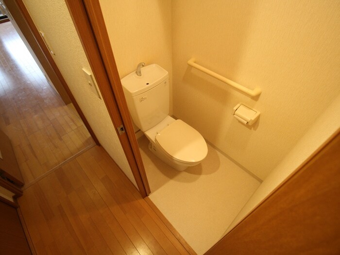 物件内観写真11　(トイレ)