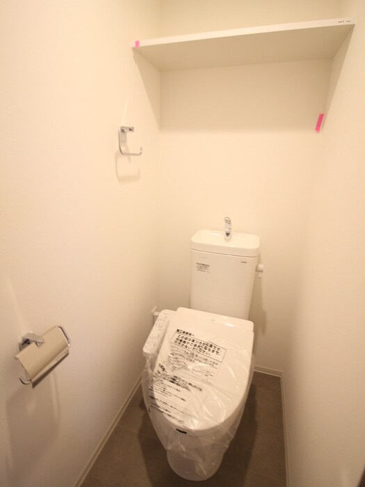 物件内観写真12　(トイレ)