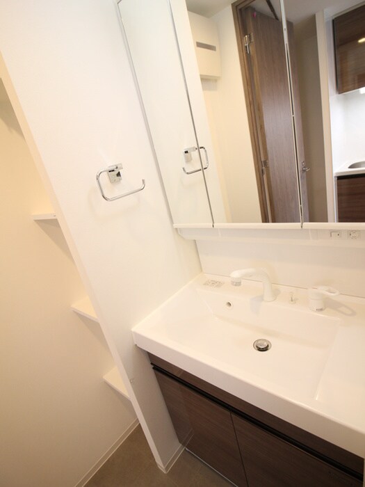 物件内観写真13　(洗面)