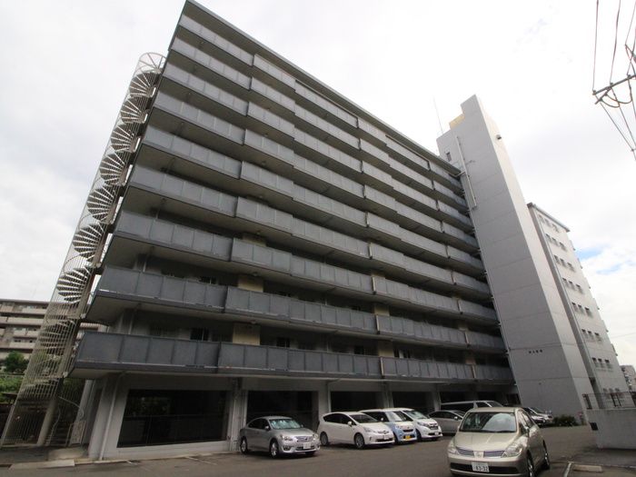 寝屋川東ﾌｧﾐﾘｰﾀｳﾝ西4番館(502)