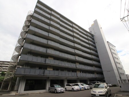 寝屋川東ﾌｧﾐﾘｰﾀｳﾝ西4番館(502)外観写真