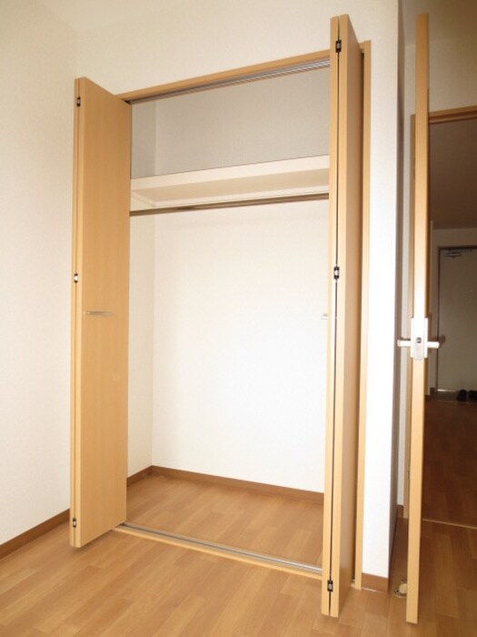 物件内観写真13　(収納)