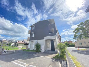 セレンディピティ堅田外観写真