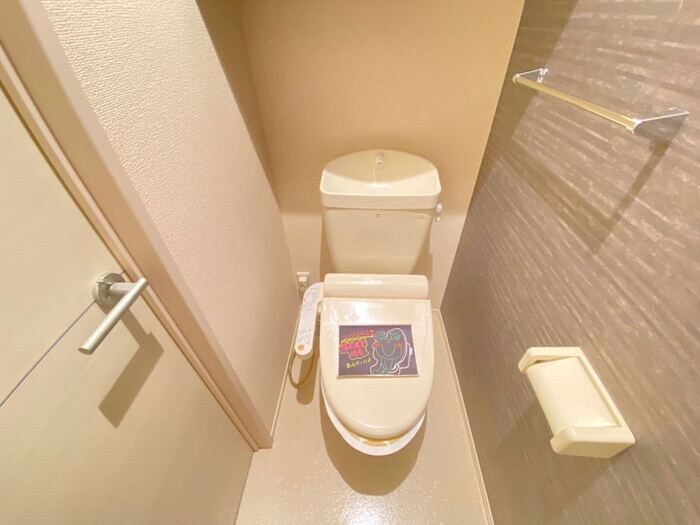 物件内観写真13　(トイレ)