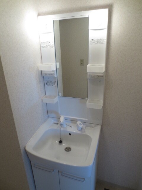 物件内観写真13　(洗面)