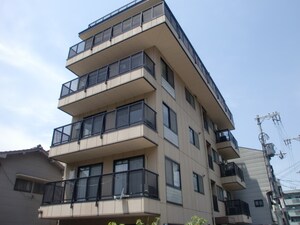チャームハイツ外観写真