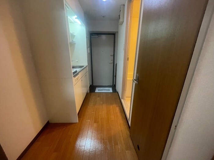 物件内観写真15　(廊下)