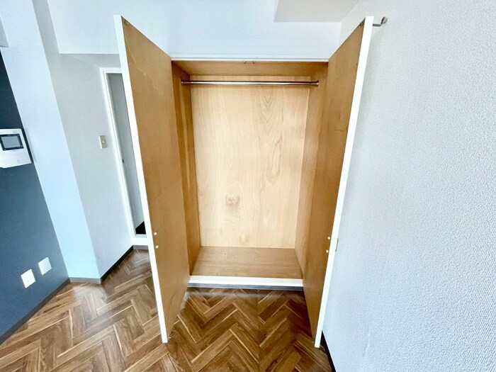 物件内観写真12　(収納)