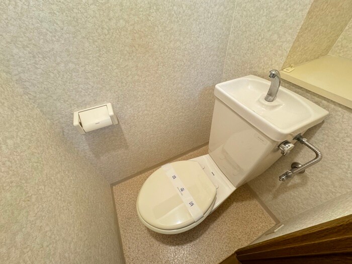 物件内観写真11　(トイレ)