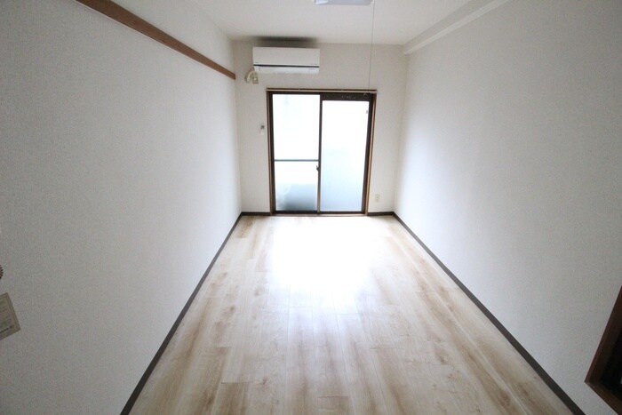 物件内観写真8　(内観写真)