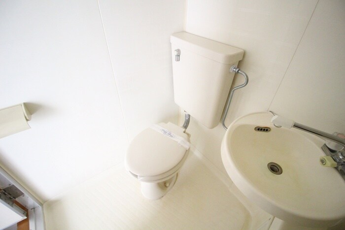 物件内観写真13　(トイレ)