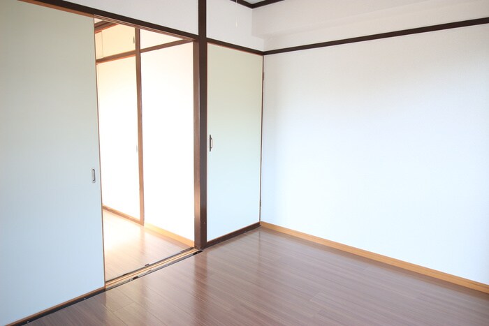 物件内観写真21　(居室)