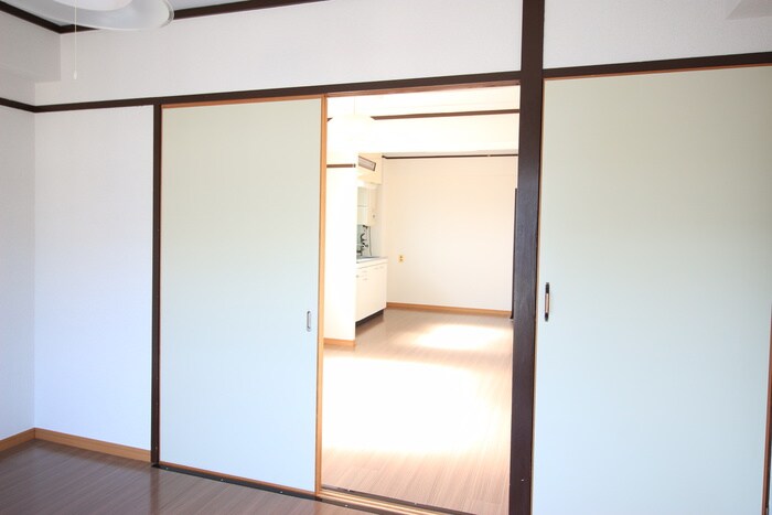 物件内観写真22　(居室)