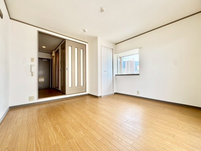 物件内観写真6　(居室)