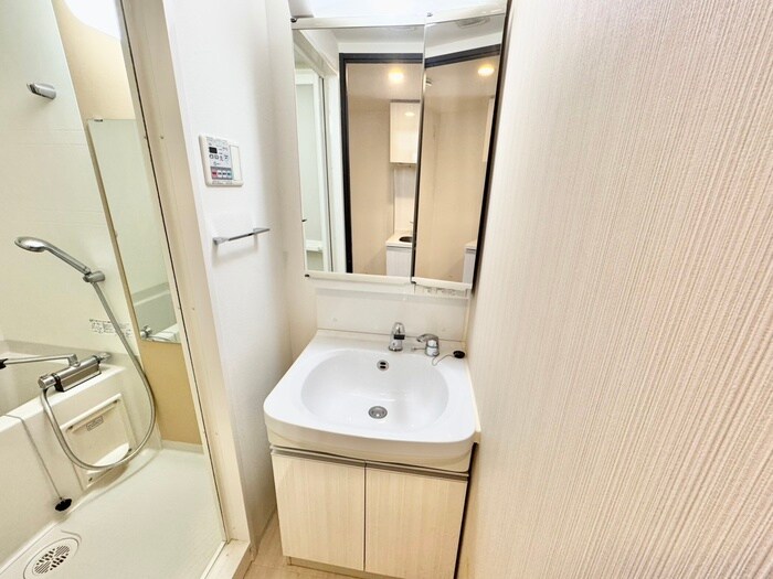 物件内観写真10　(洗面)