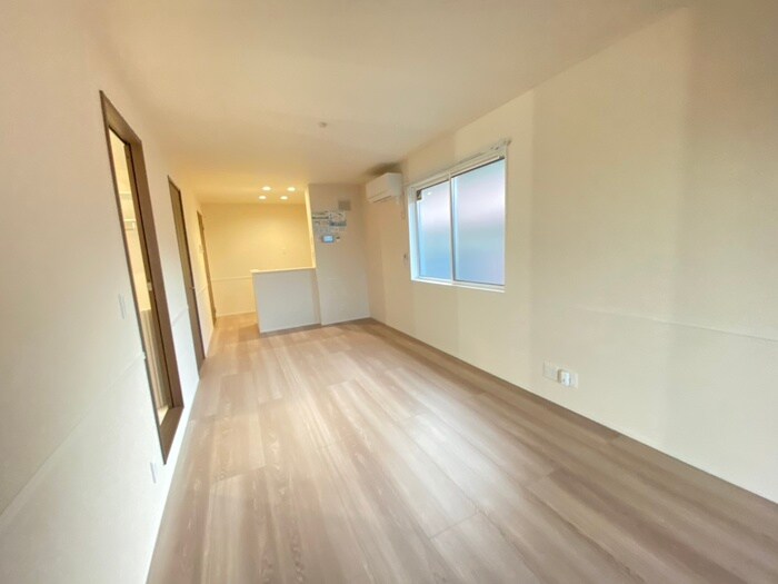 物件内観写真10　(内観写真)