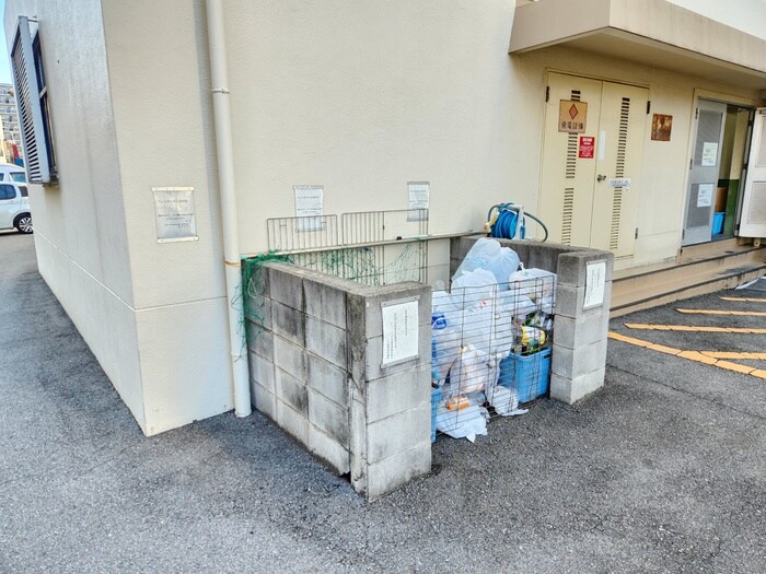 物件外観写真6　(建物設備)