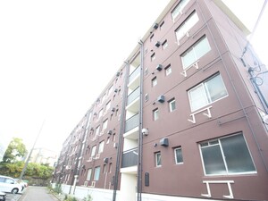 高津橋農住団地B棟外観写真