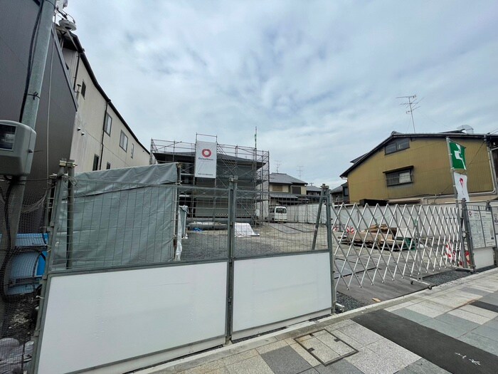 物件外観写真2　(駐車場)