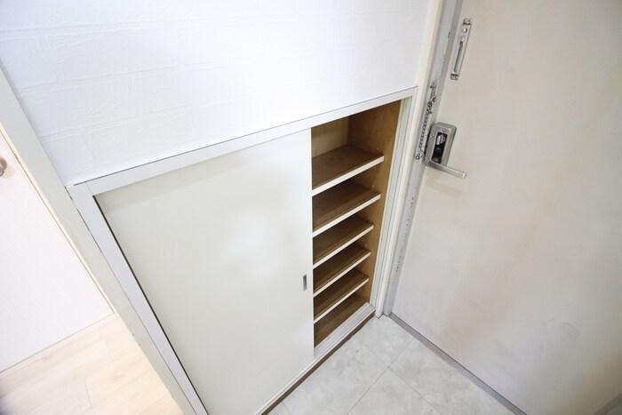 物件内観写真17　(靴箱)