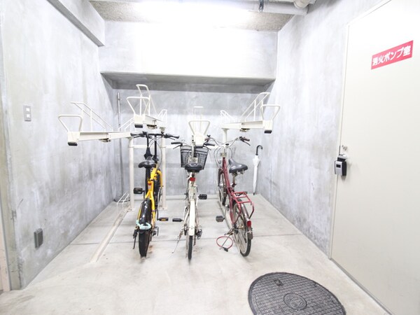 駐輪場
