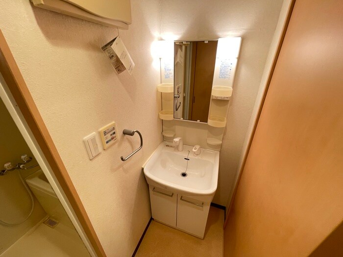 物件内観写真13　(洗面)