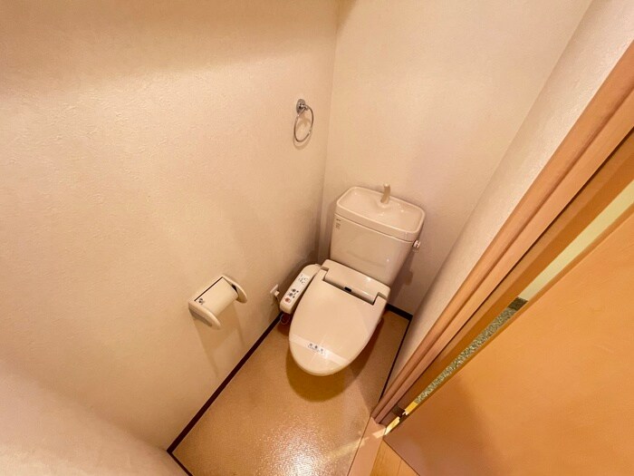 物件内観写真15　(トイレ)