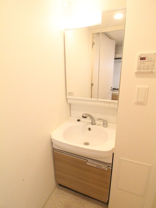 物件内観写真12　(洗面)