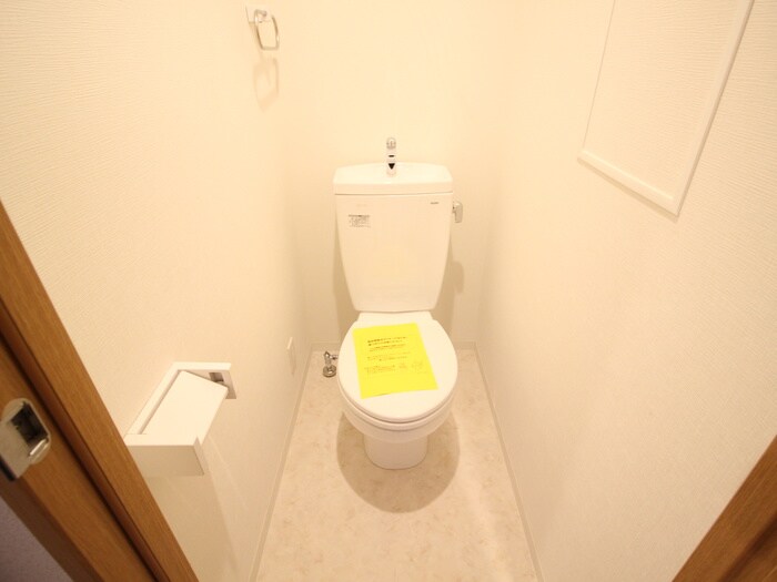 物件内観写真11　(トイレ)