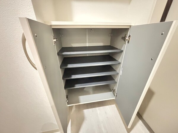 靴箱