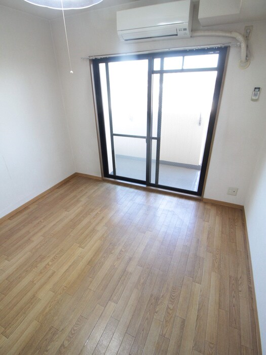 物件内観写真20　(居室)