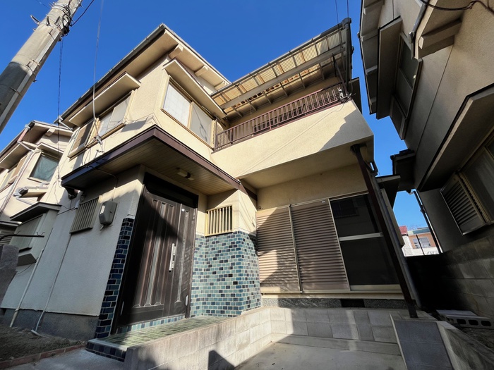 鉢塚１丁目山田貸家中