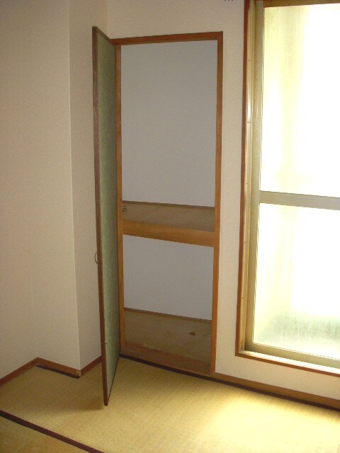 物件内観写真8　(収納)