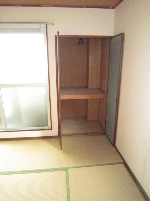 物件内観写真13　(収納)