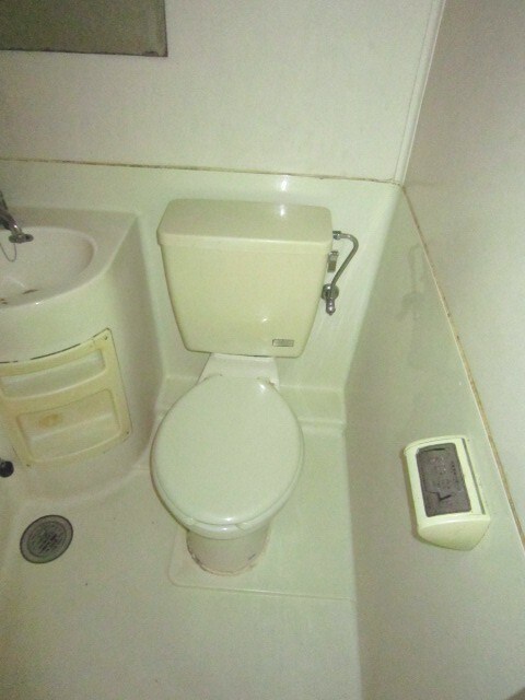 物件内観写真14　(トイレ)