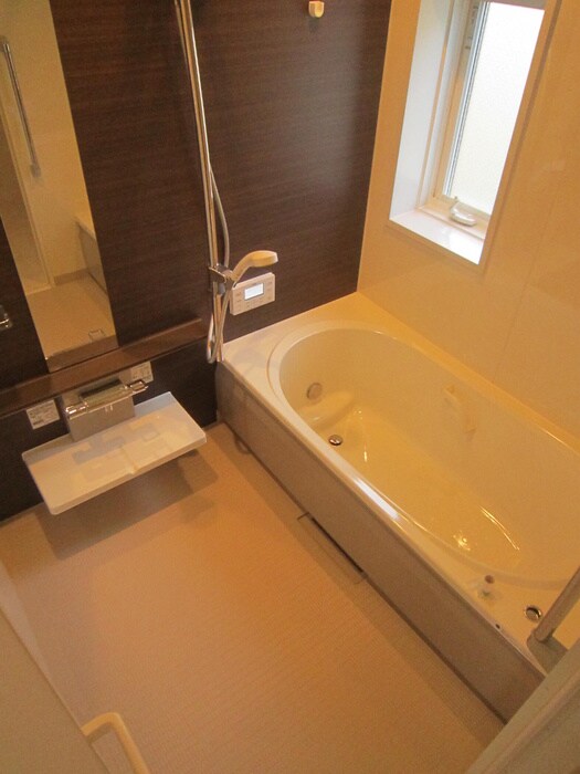物件内観写真10　(バス／シャワールーム等)